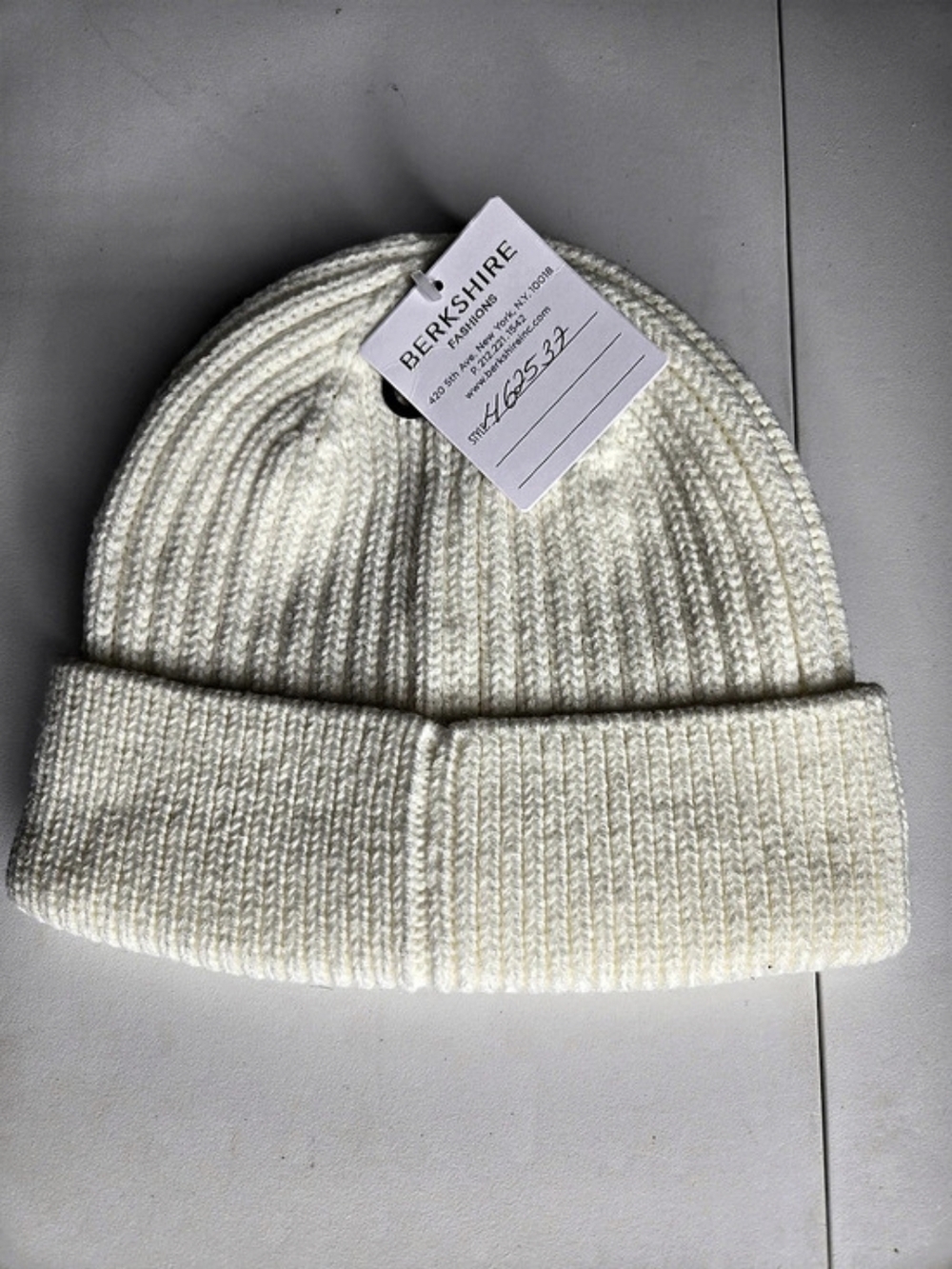Berkshire Ribbed Knit Beanie in Cream NWT